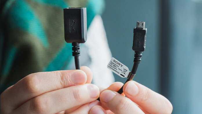 How Can You Empower Your Smartphone With USB OTG Cables?