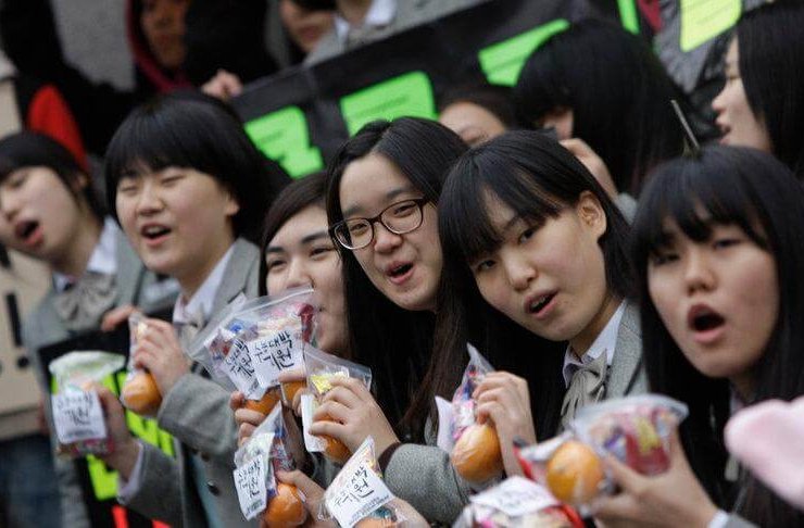 Colleges In Shanghai, Reuters China