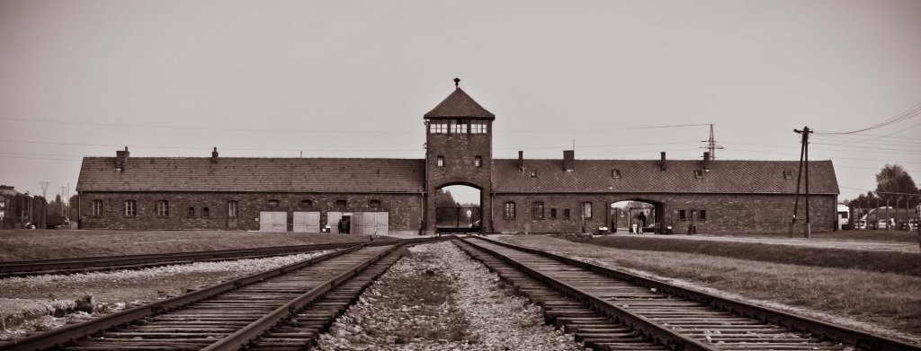 Dutch Railway has announced to compensate Holocaust survivors