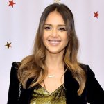 Jessica Alba’s Official Twitter account gets Hacked