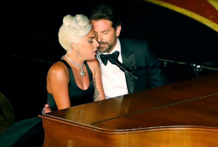 Is Lady Gaga dating Bradley Cooper?