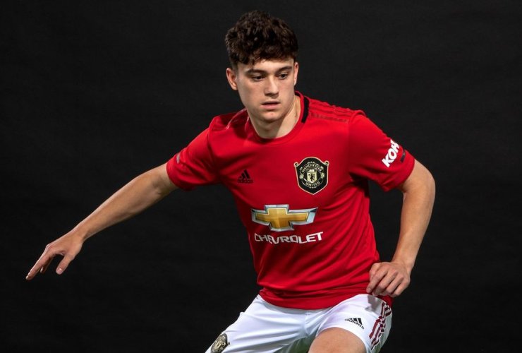 Daniel James has now equaled Alexis Sanchez's Man United PL goal tally