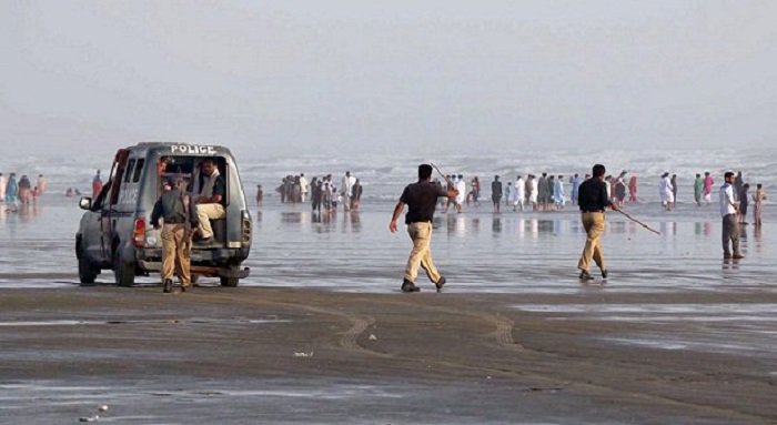 Sindh Government acts after Shaniera Akram's Warning of Medical Waste on Clifton Beach