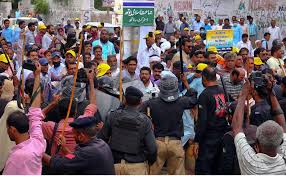 Many teachers injured while protesting as police use tear gas, water cannon in Karachi