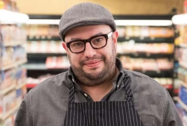 Celebrity Chef Carl Ruiz dies at the age of 44